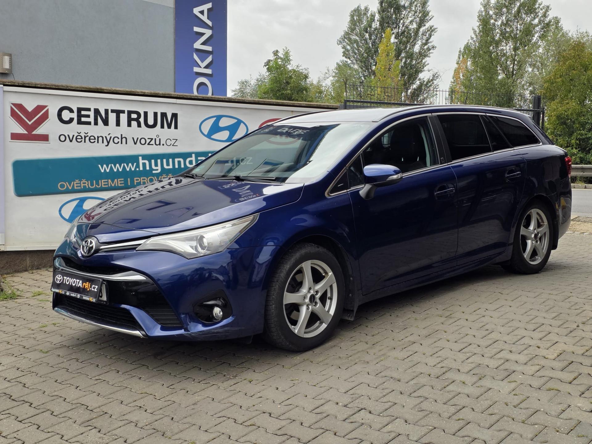 Toyota Avensis 1.8AUT.KLIMA-2.maj.PRAV.SERVIS