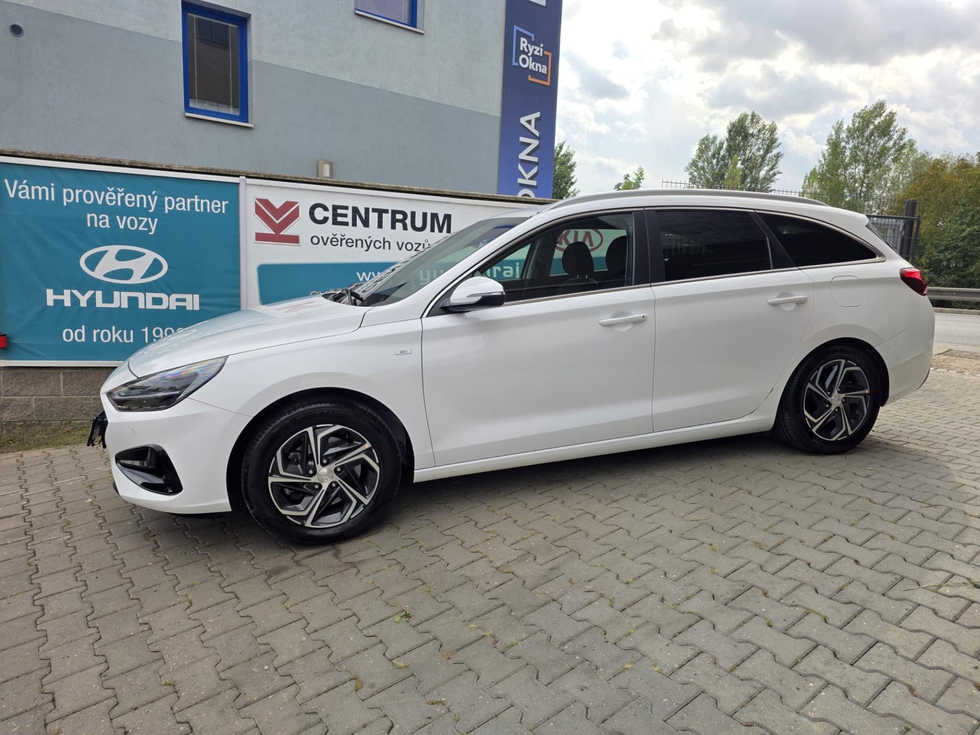 Hyundai i30 1.5MILDHYBRID 48V-ZÁRUKA-1.MAJ