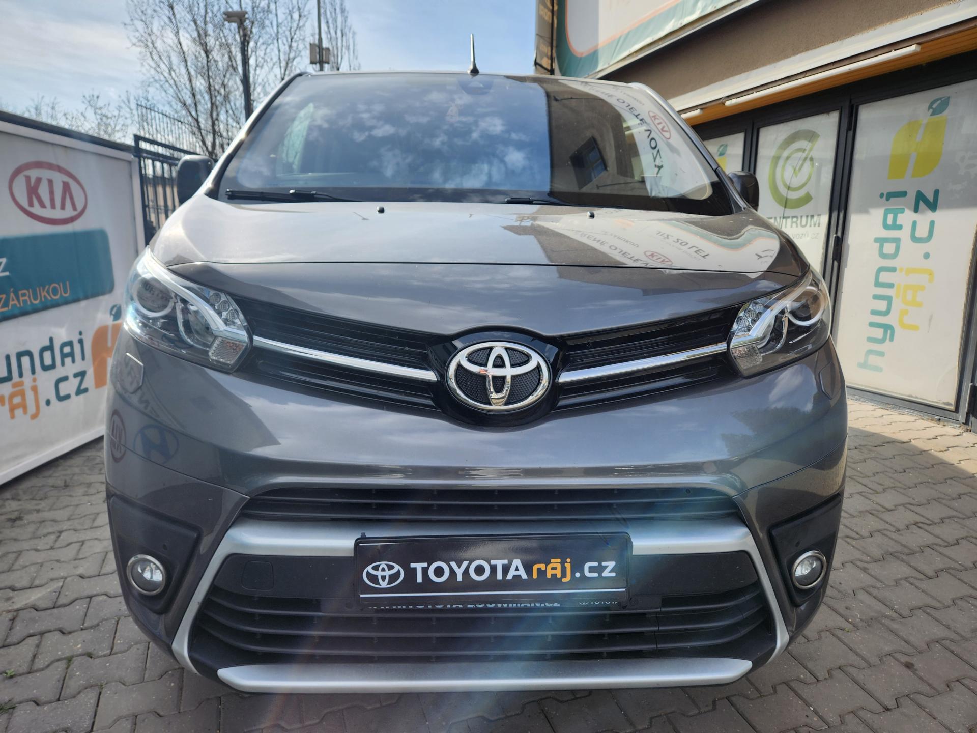 Toyota ProAce Verso 2.0-FAMILY 8 MÍST-TAŽNÉ 2,3t