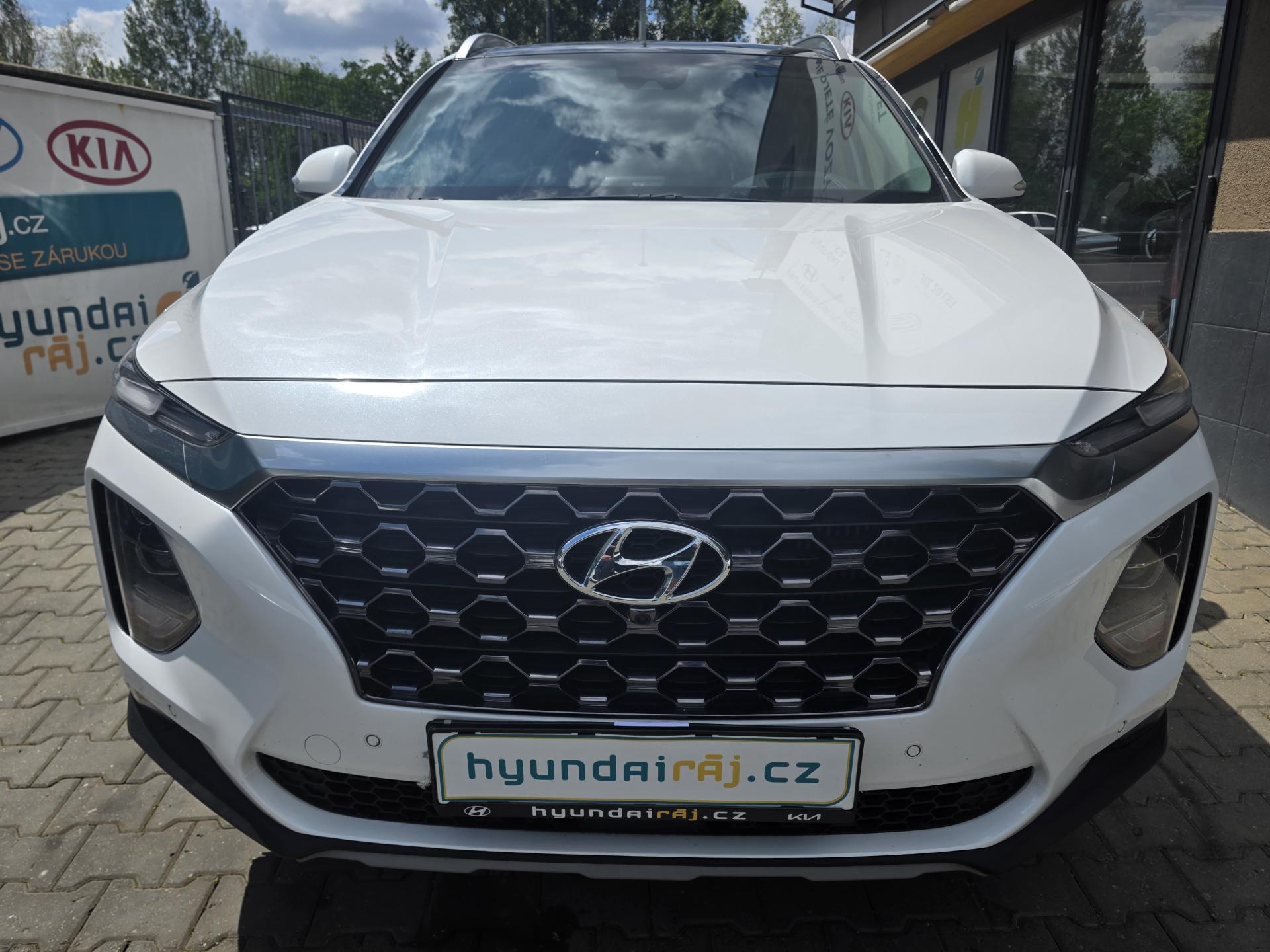 Hyundai Santa Fe 2.2-PREMIUM-4x4-DPH-7 MÍST
