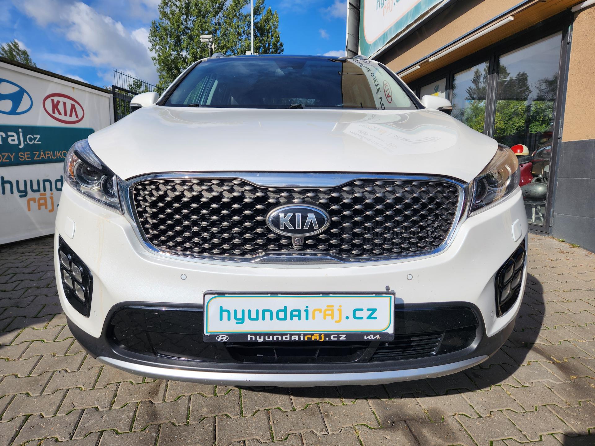 Kia Sorento 2.2-PREMIUM-PANORAMA-KŮŽE