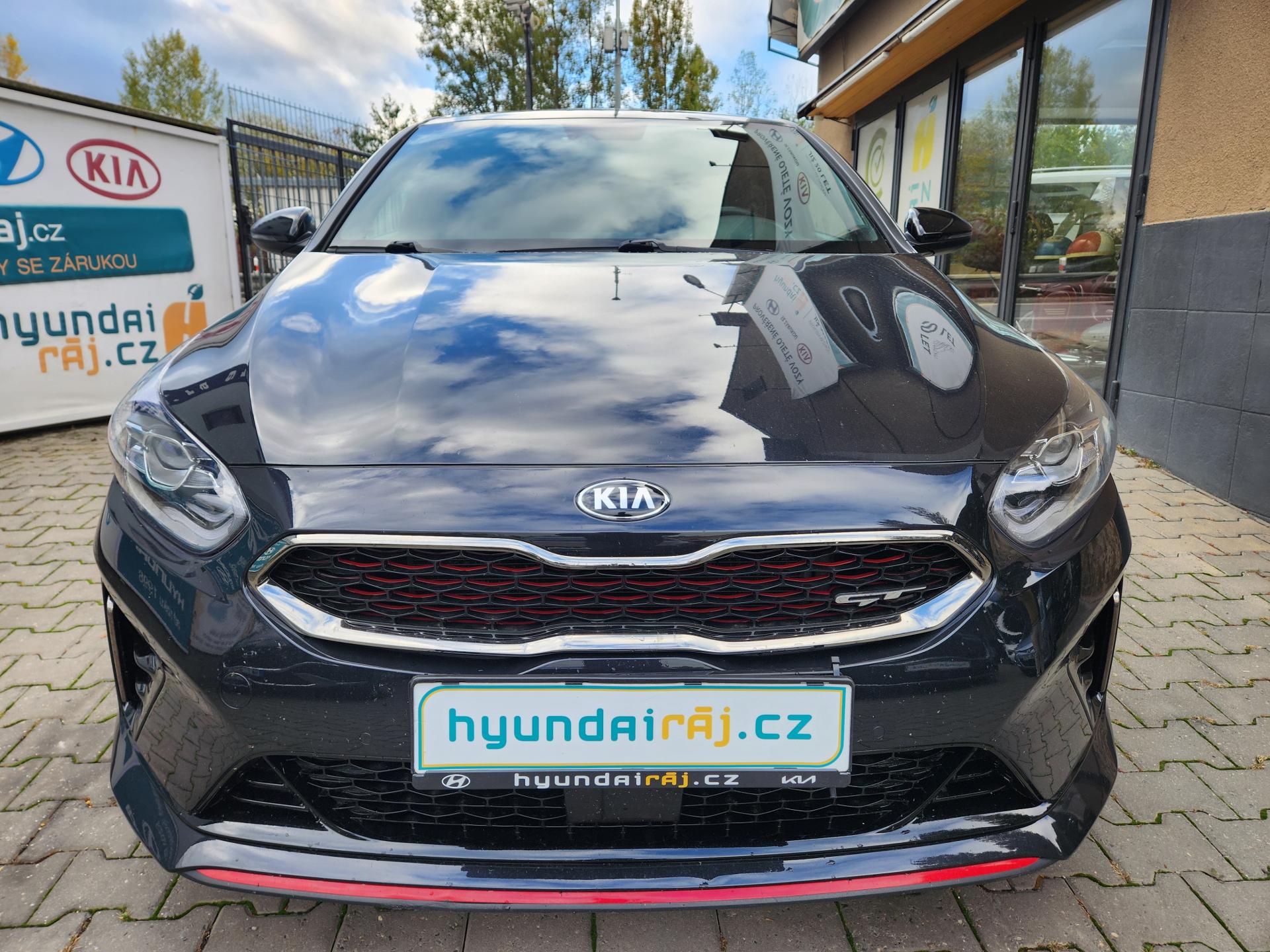 Kia ProCeed 1.6-GT-ZÁRUKA-PANORAMA-SERVIS
