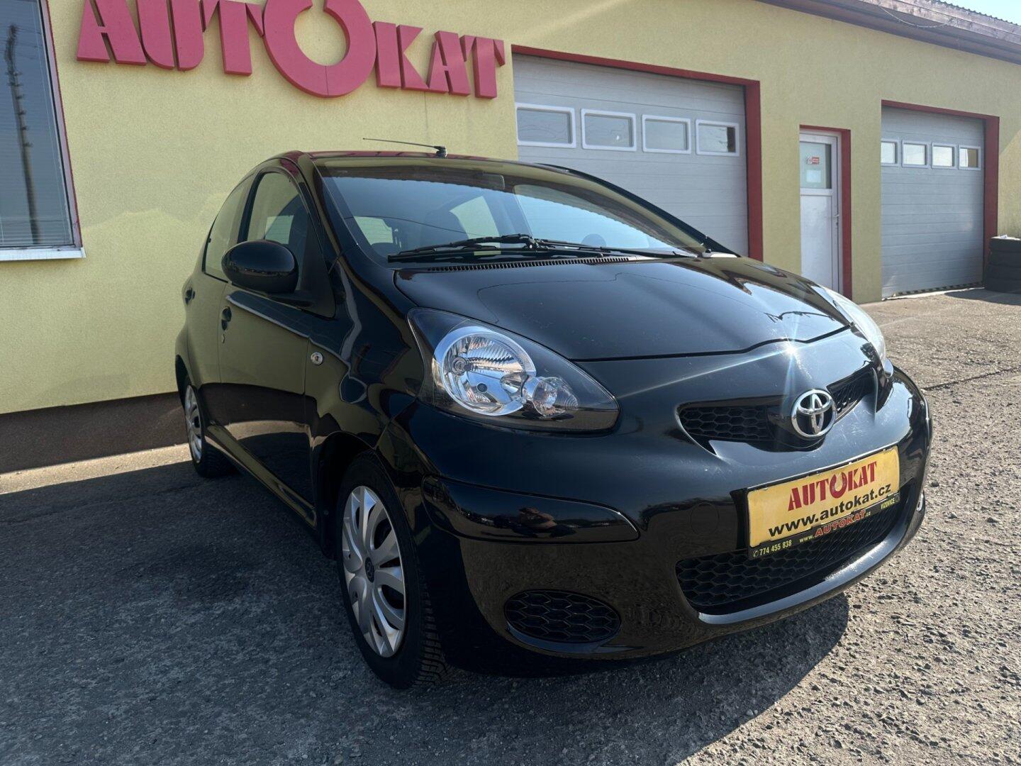 Toyota Aygo 1.0i 50kW/Klima/118tisKM