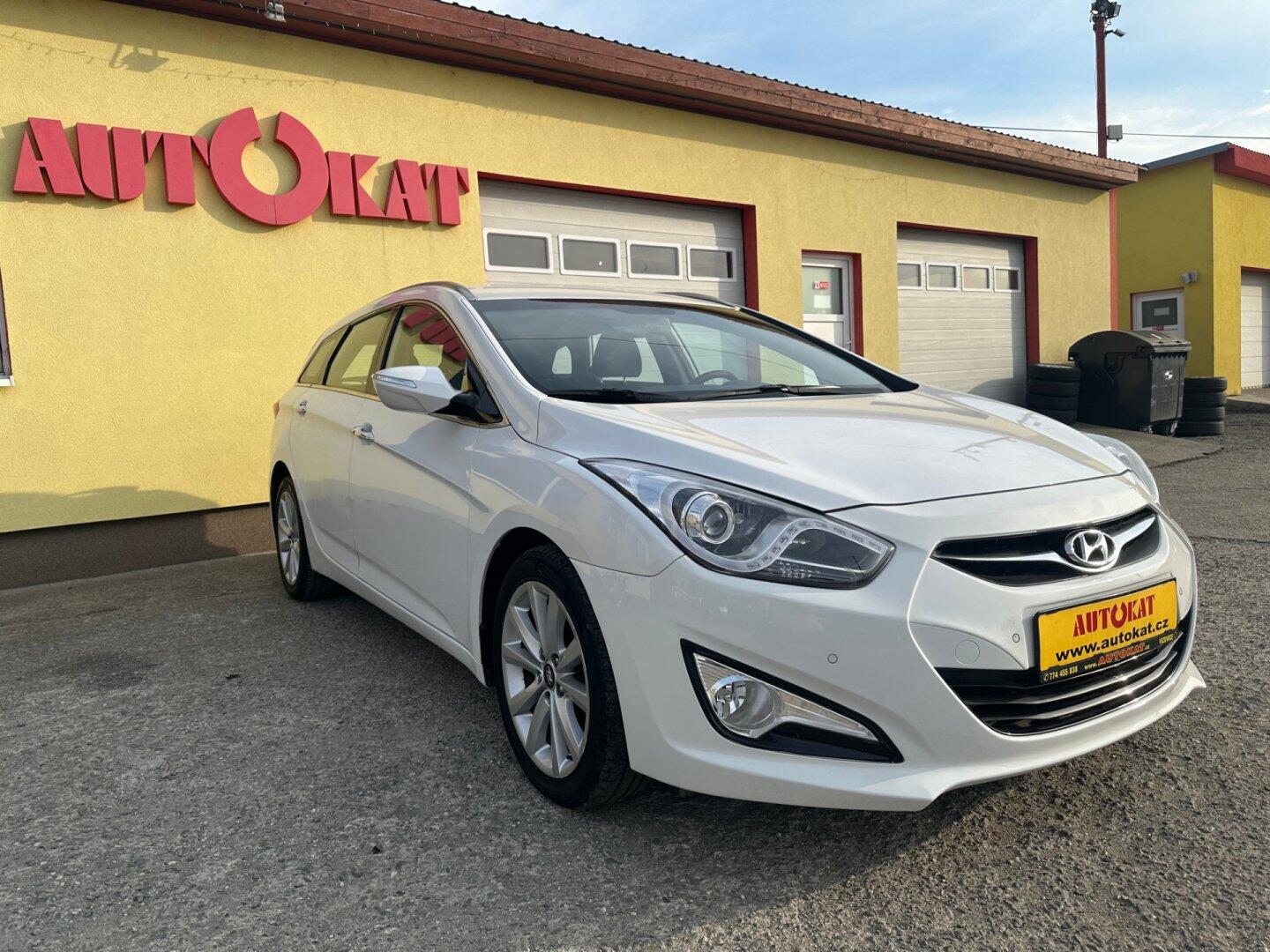 Hyundai i40 1.7CRDi Automat/54tisKM/NAVI