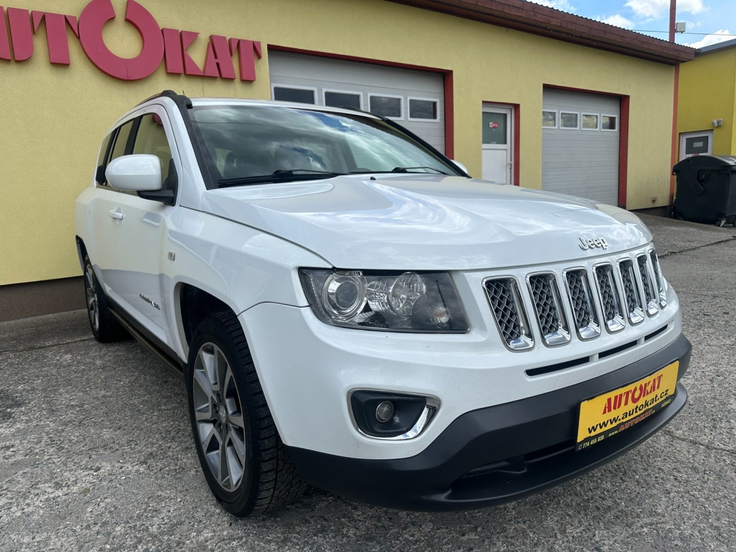 Jeep Compass 2.2CRDi NAVI/VÝHŘEV/1 MAJ