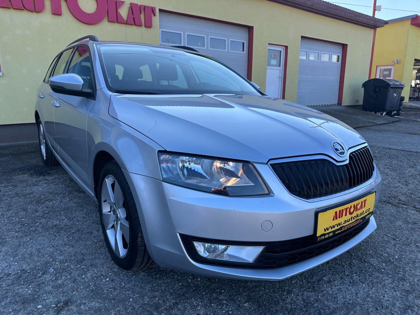Škoda Octavia 1.6TDI 81kW/1Maj/CZ/Výhřev/DPH