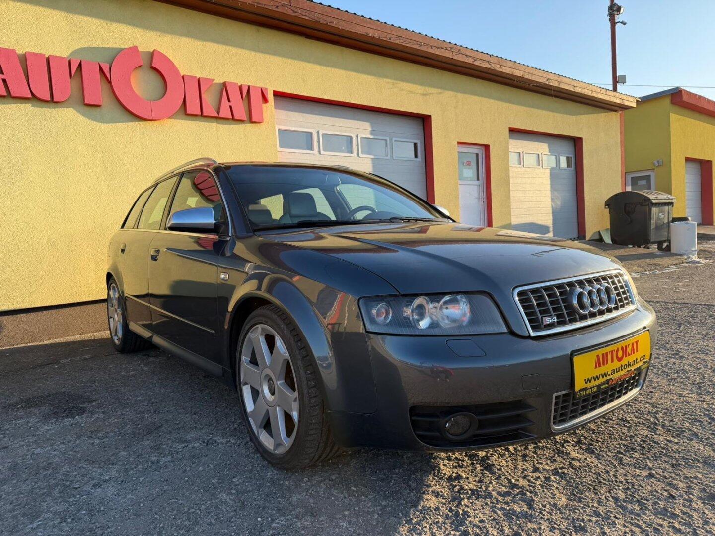 Audi S4 4.2 V8 344PS/Quattro/Manuál