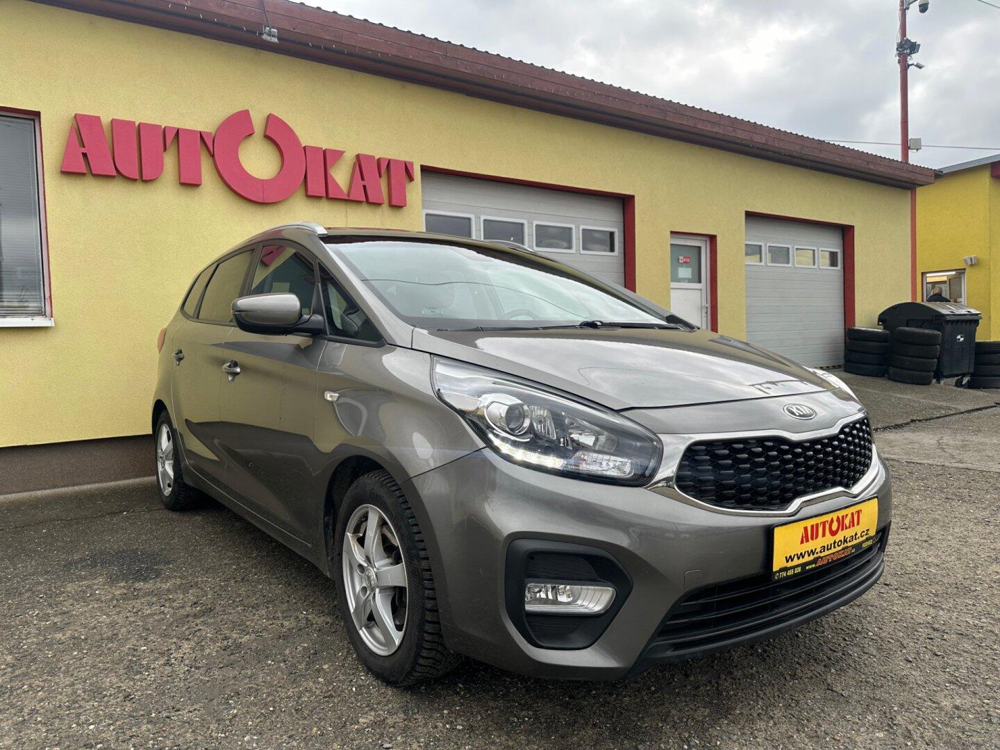 Kia Carens 1.7CRDi 104kW/7-míst/ČR/1MAJ