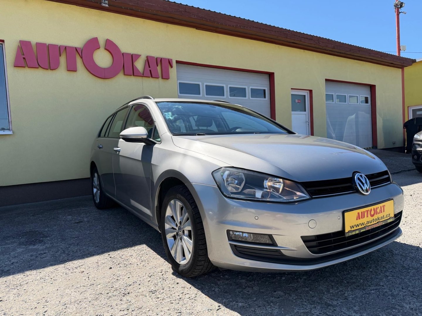 Volkswagen Golf 1.6 TDi 81kW/1MAJ/Tempomat