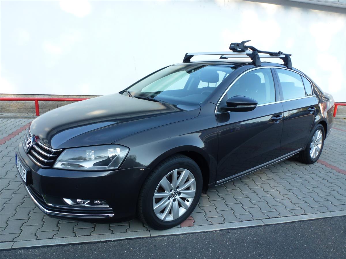Volkswagen Passat 1,6 TDI Serviska, TOP STAV !!!