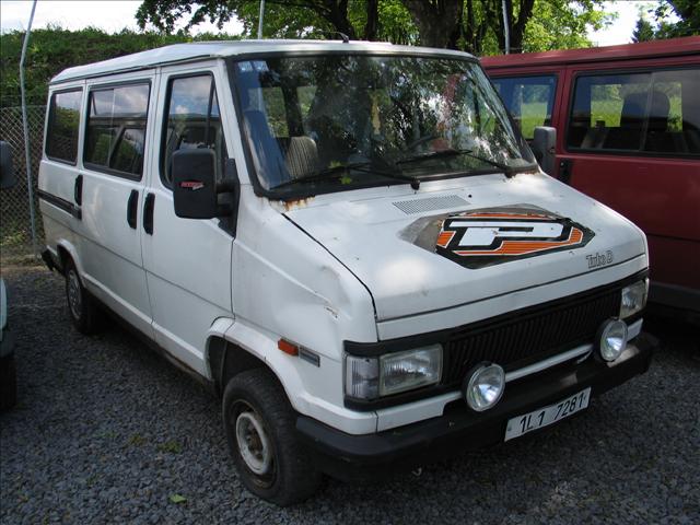 Fiat Ducato 1.9 TD 9míst BEZ MOTORU
