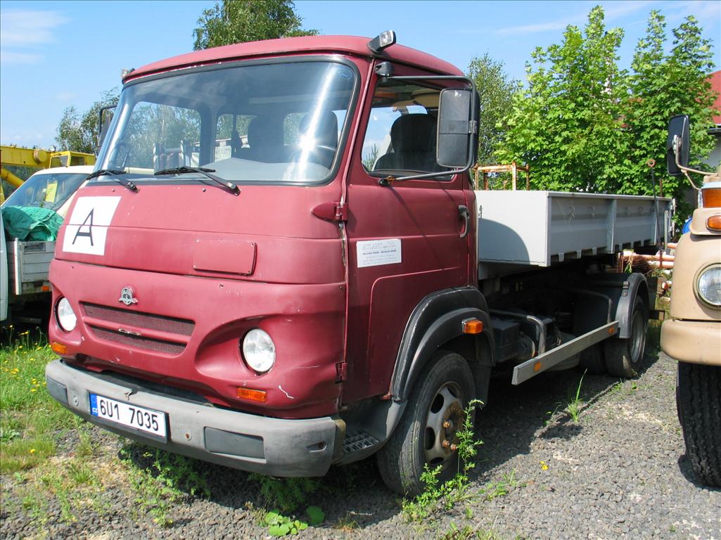 Avia SKLÁPĚČ KONTEJNER A80 EL 3,6