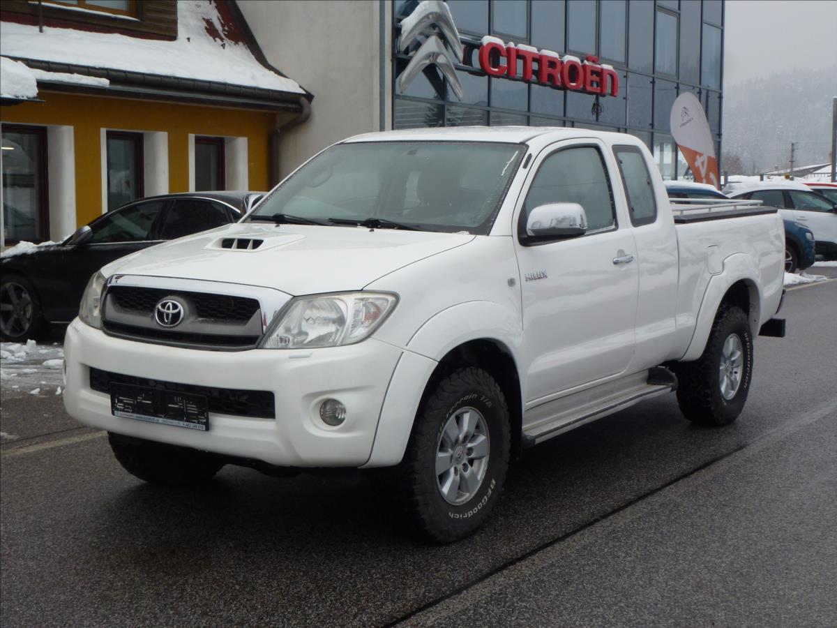 Toyota Hilux 2,5 D4-D Extra Cab 4x4 Připrav