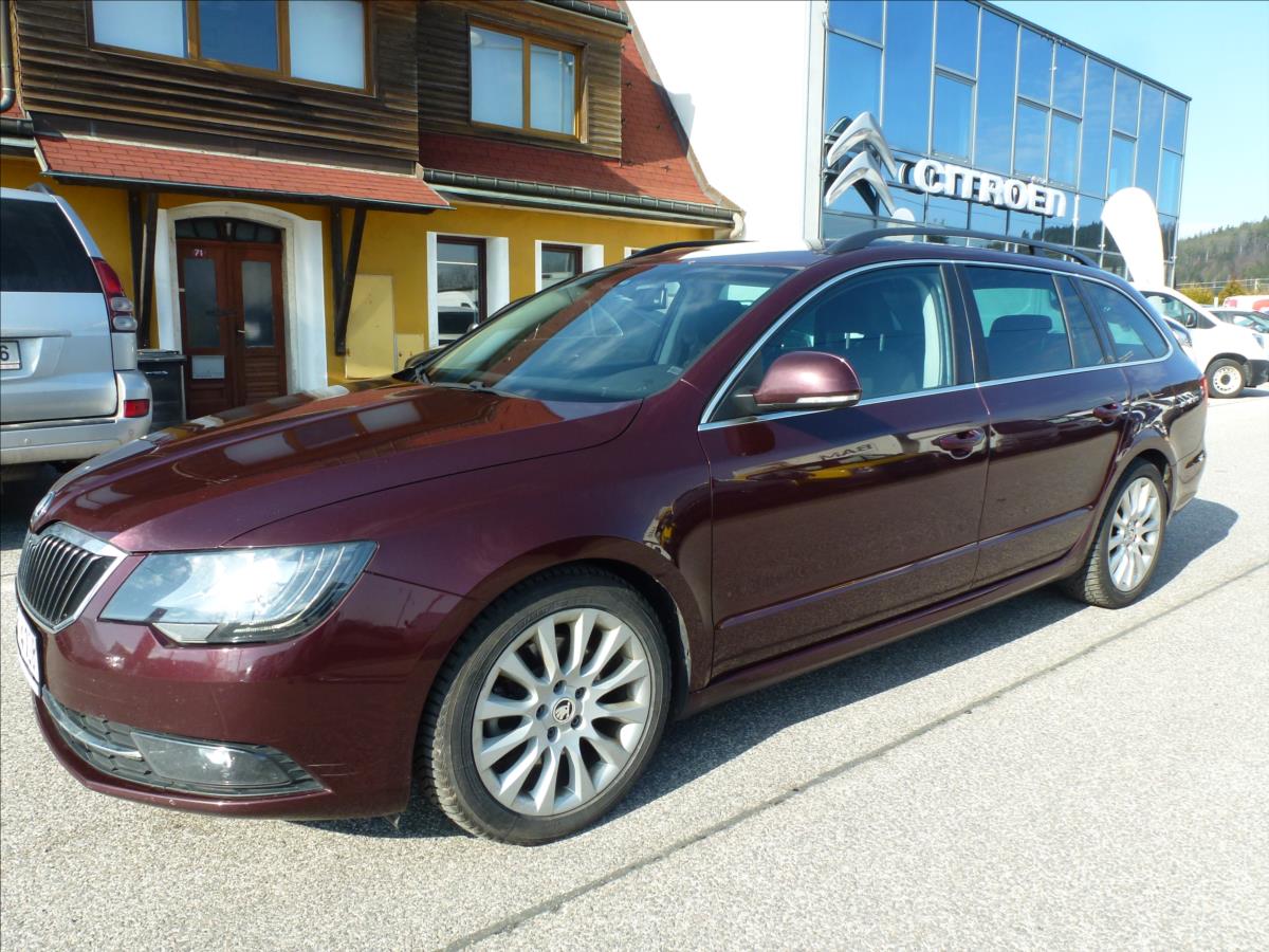 Škoda Superb 2,0 TDI DSG Ambiente