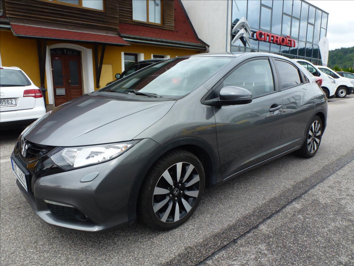 Honda Civic 1,8 V-TECH nová STK pakr kamer