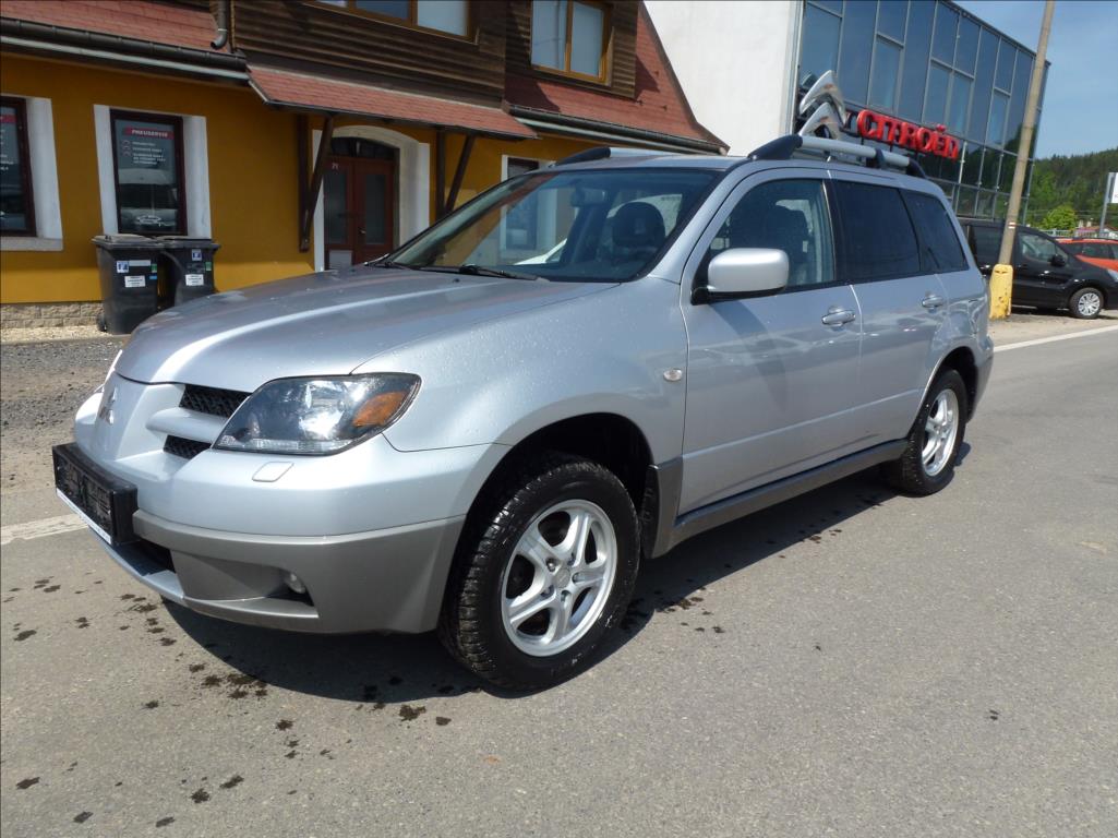 Mitsubishi Outlander 2,0 16V LPG! Kůže,4x4 4WD INT