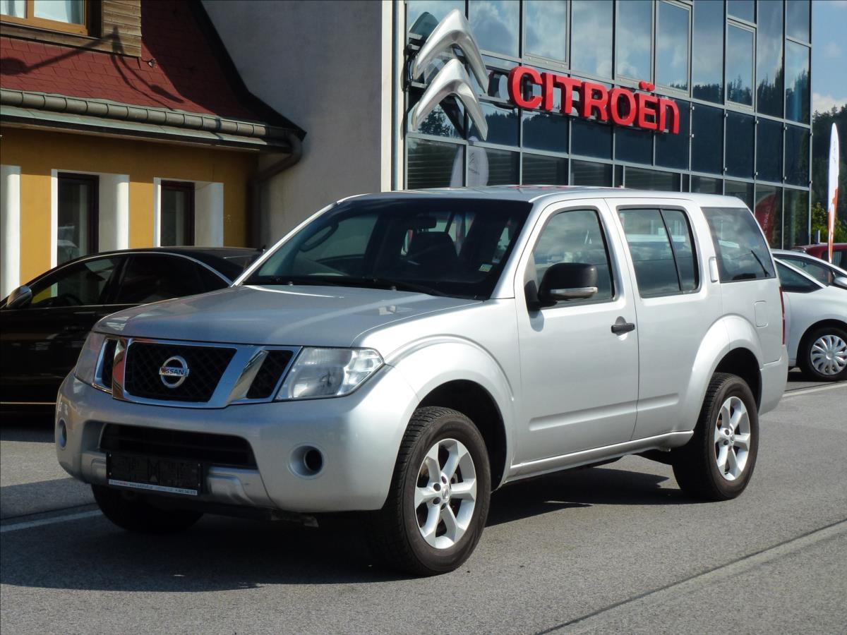 Nissan Pathfinder 2,5 DCI 4x4 7míst