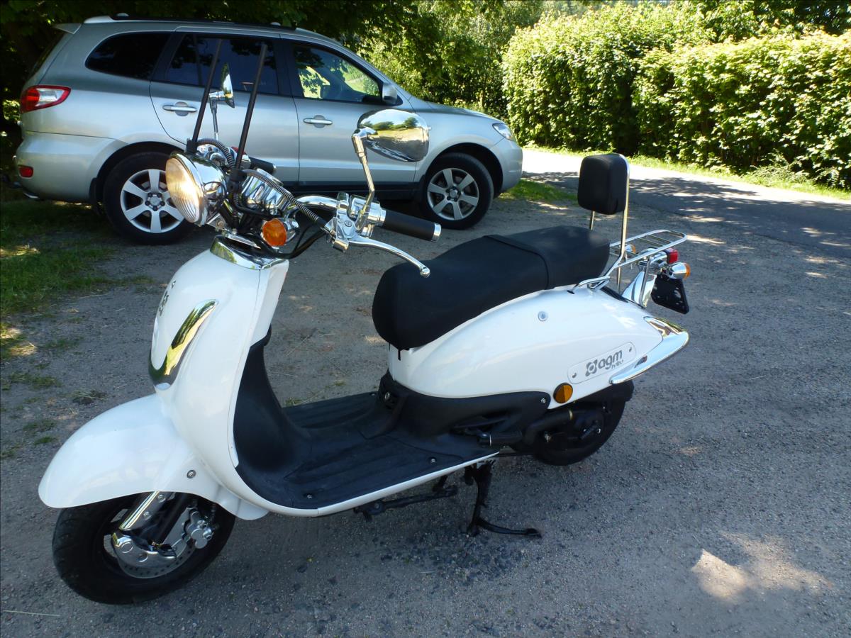 ZN50QT-E AGM Grande Retro (Zn