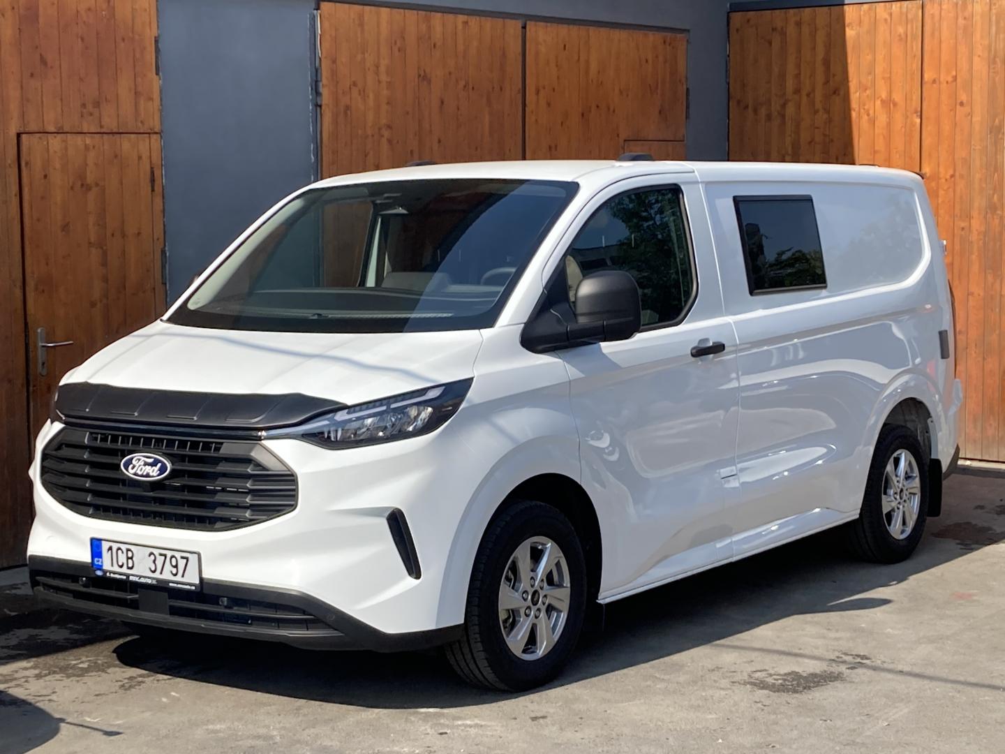 Ford TRANSIT CUSTOM - OBYTNÁ VESTAV