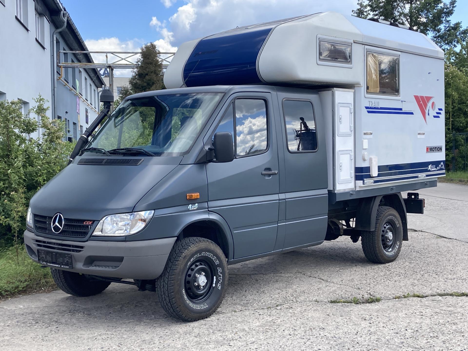 Mercedes-Benz Sprinter DOKA 4x4 2,2CDi DOUBCAB 6míst