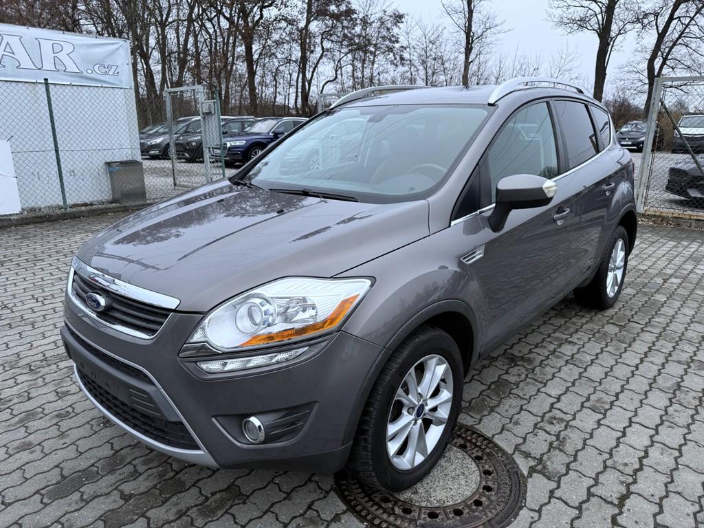 Ford Kuga 2.0 TDCI 4x4 103 kW Titanium