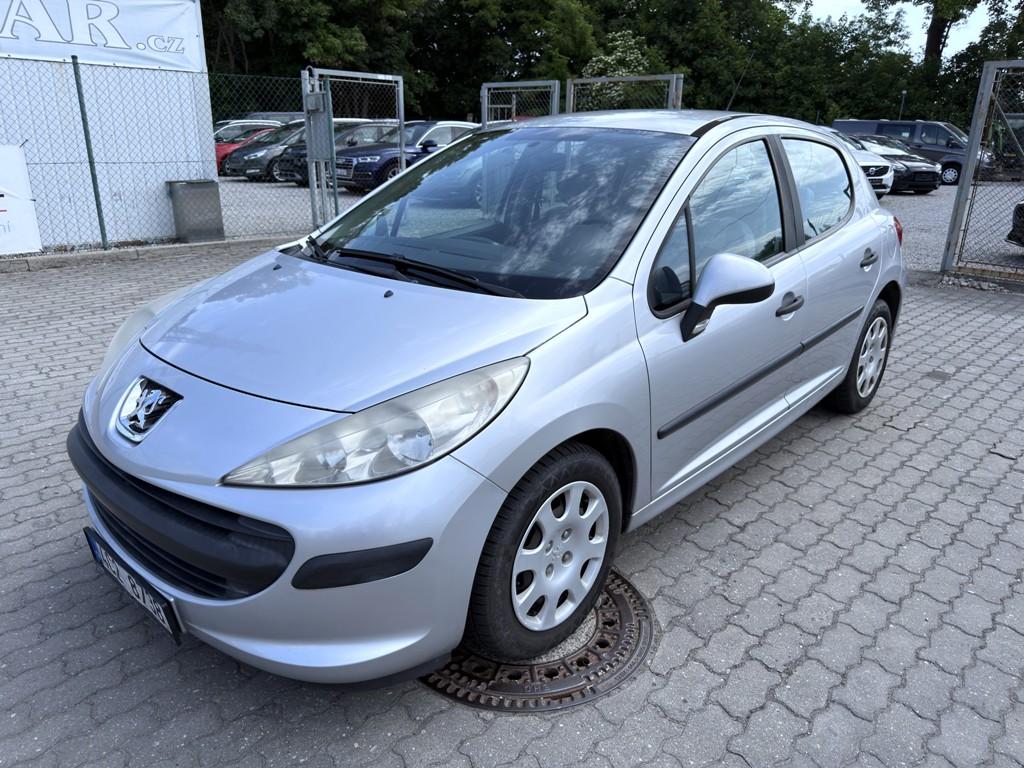 Peugeot 207 1.4i 54 kW 1. majitel ČR