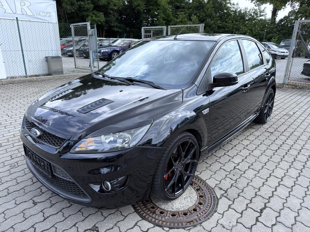 Ford Focus ST 2.5i 166 kW, servisní kniha