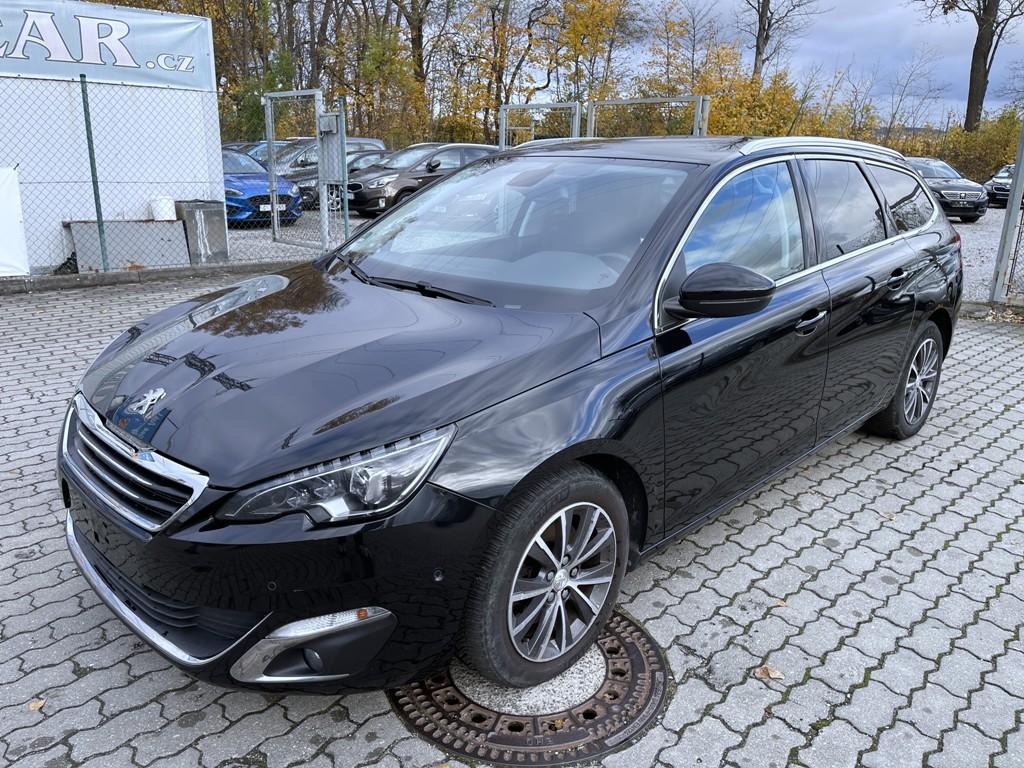 Peugeot 308 2.0 HDI 110 kW navi. serviska