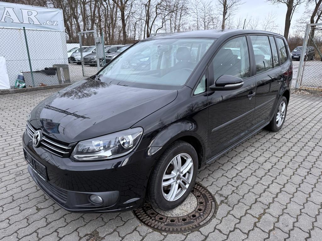 Volkswagen Touran 1.6 TDI 77 kW servisní knížka