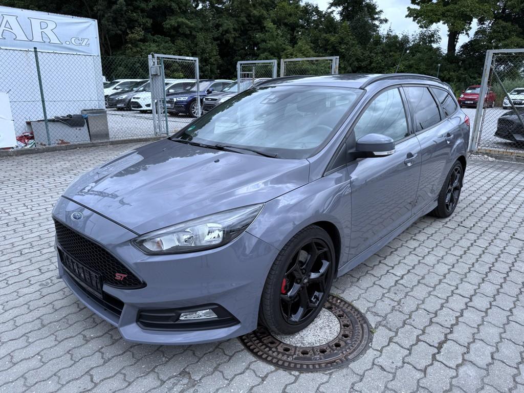 Ford Focus ST 2.0 EB 184 kW Nové rozvody
