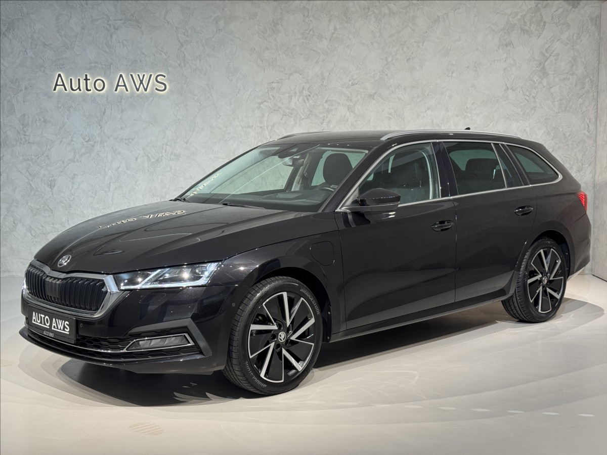 Škoda Octavia 1,4 TSi iV DSG Style Virtual