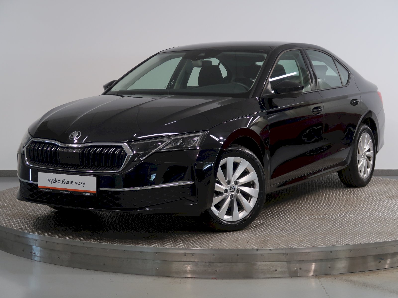 Škoda Octavia SELECTION 2.0TDI 85kW MATRIX