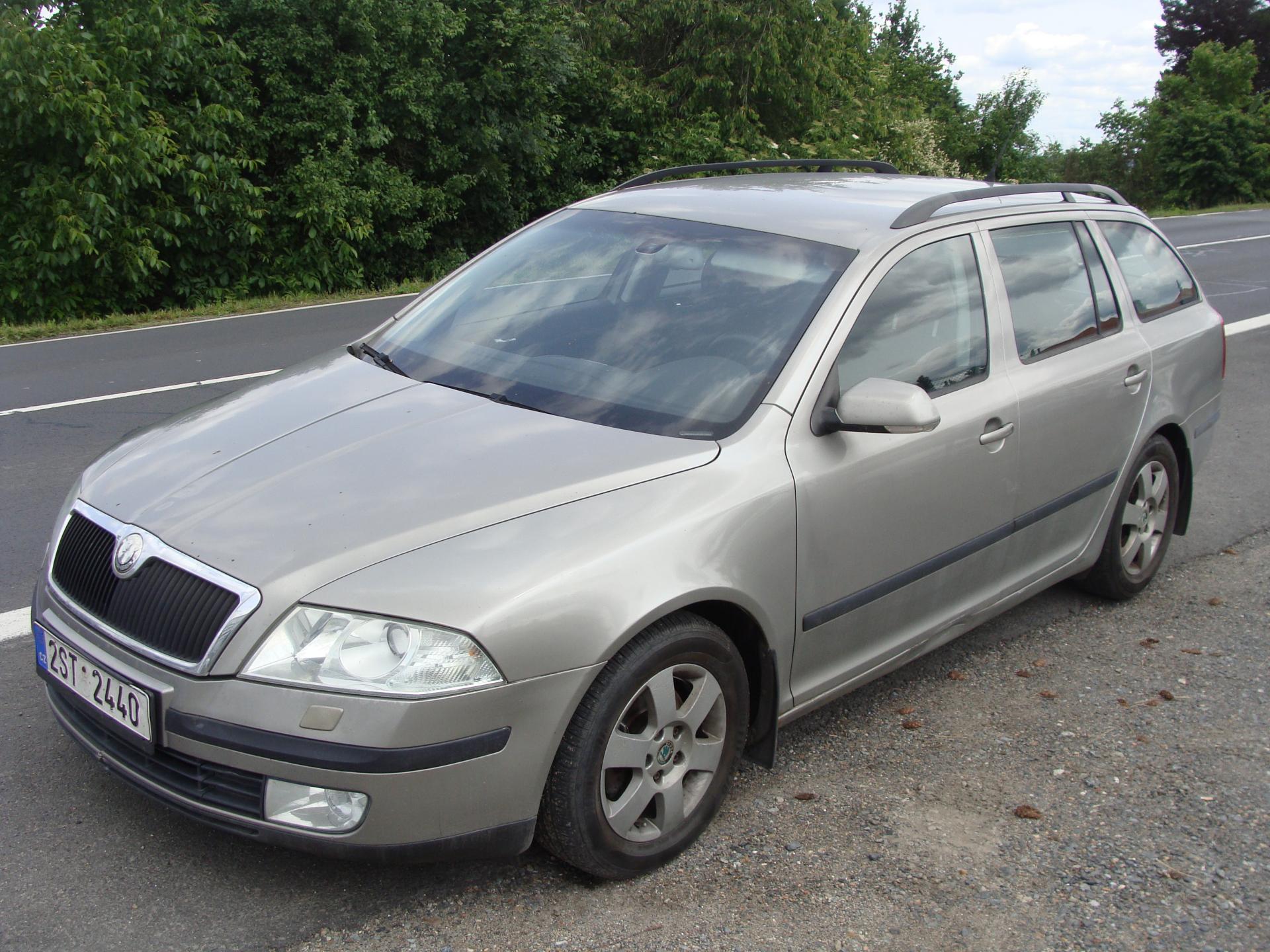 Škoda Octavia 2.0 TDi, 103 kW, DSG, klima
