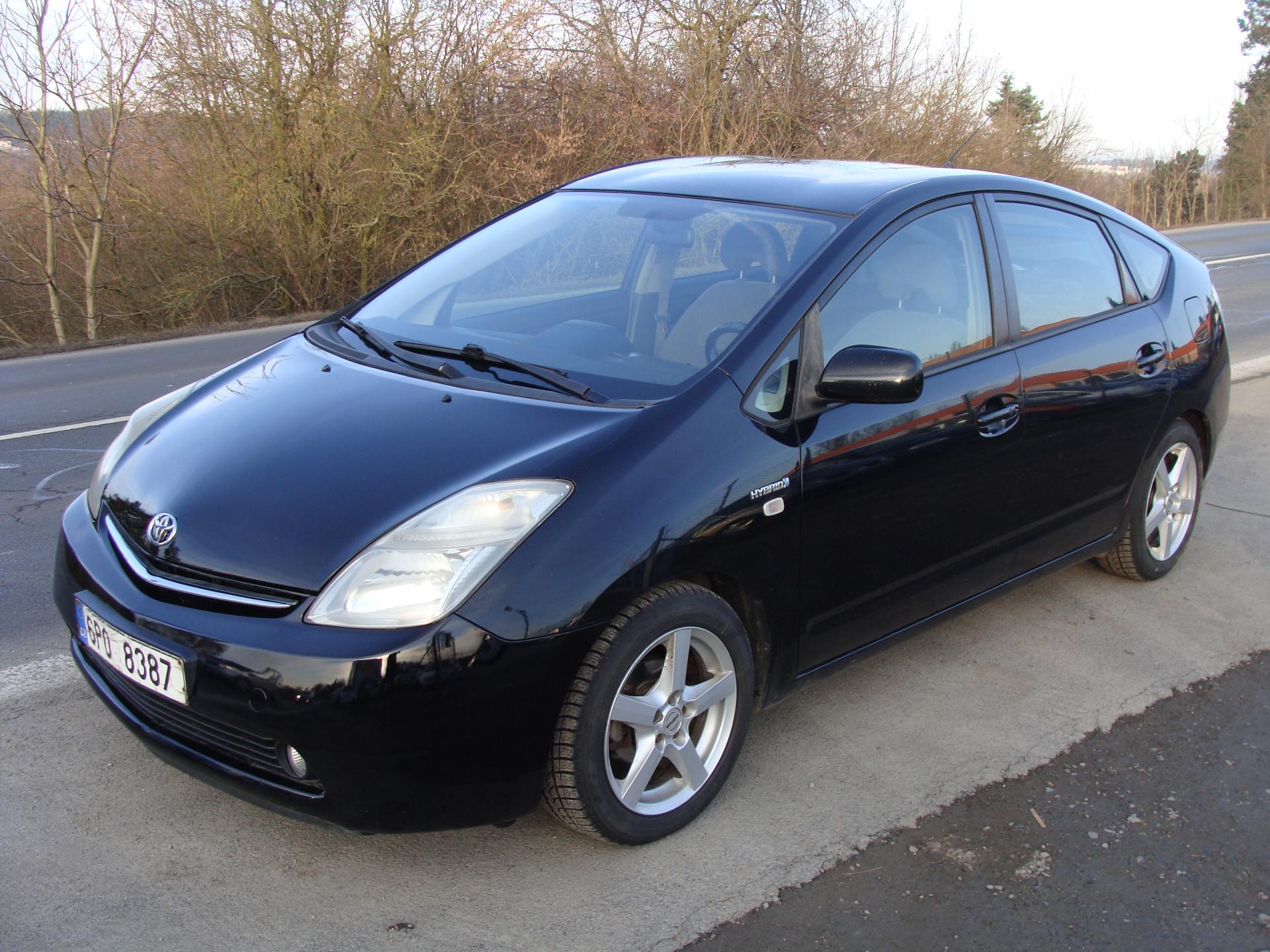 Toyota Prius 1.5i/E, 57 kW, REZERVACE
