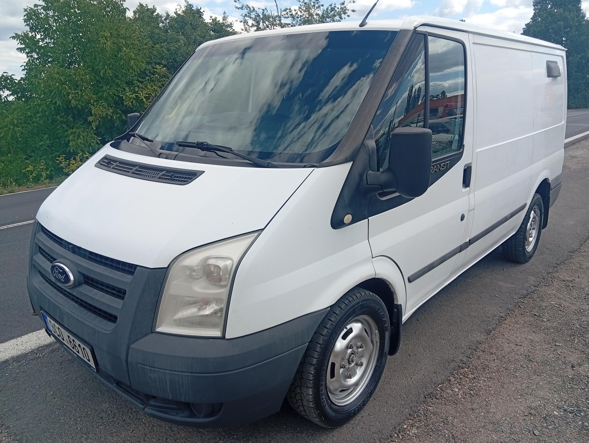 Ford Transit 2.2 TDCi, 63 kW, nová STK