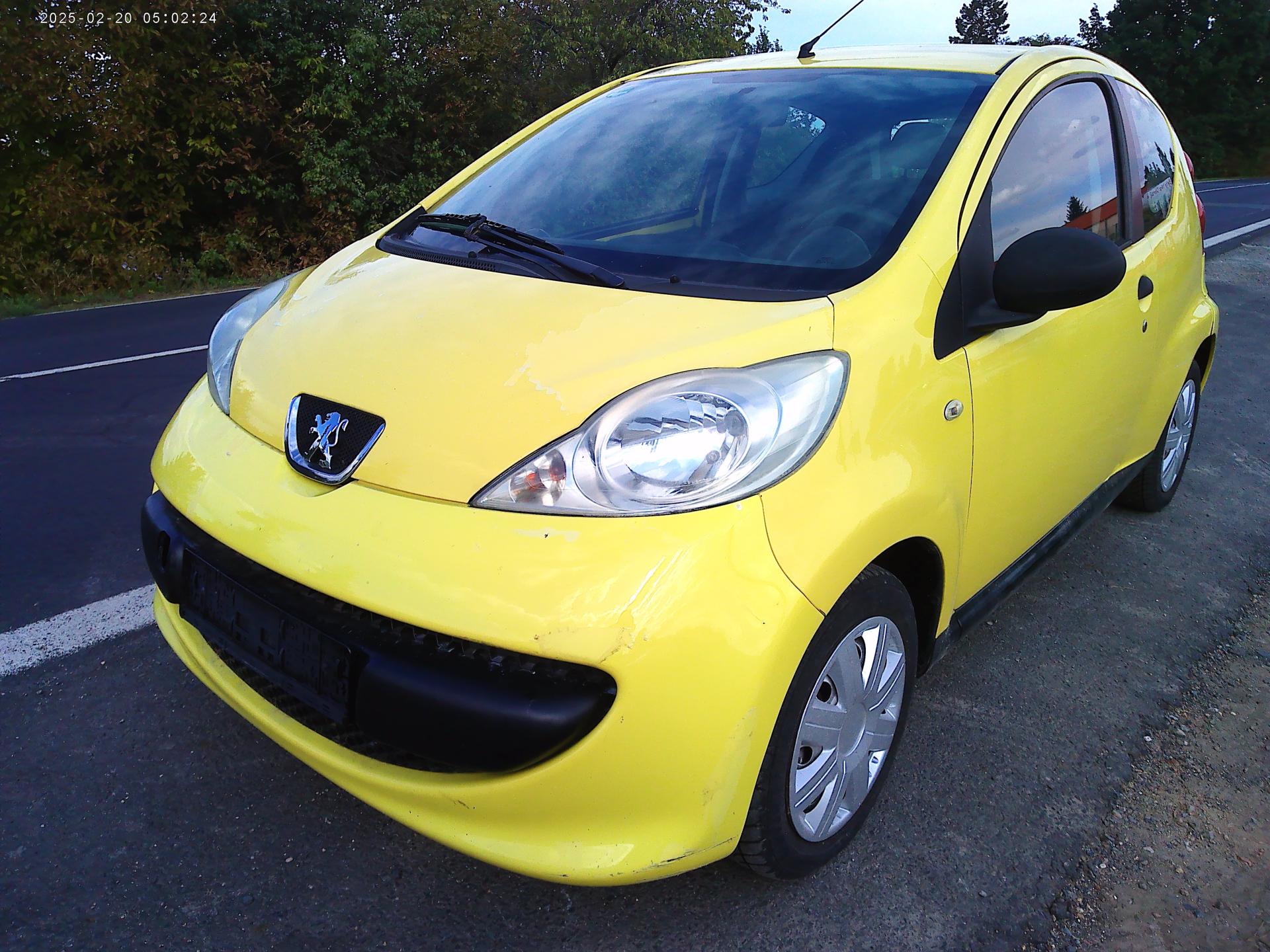 Peugeot 107 1.0i, 50 kW, nová STK