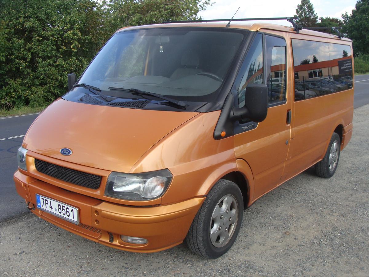 Ford Transit 8 míst