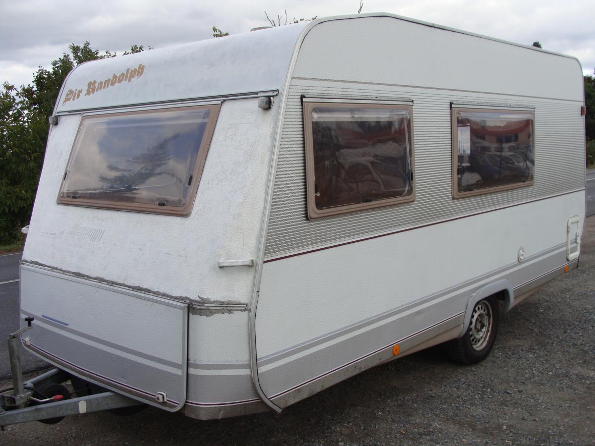 Dethleffs RF 4, předstan