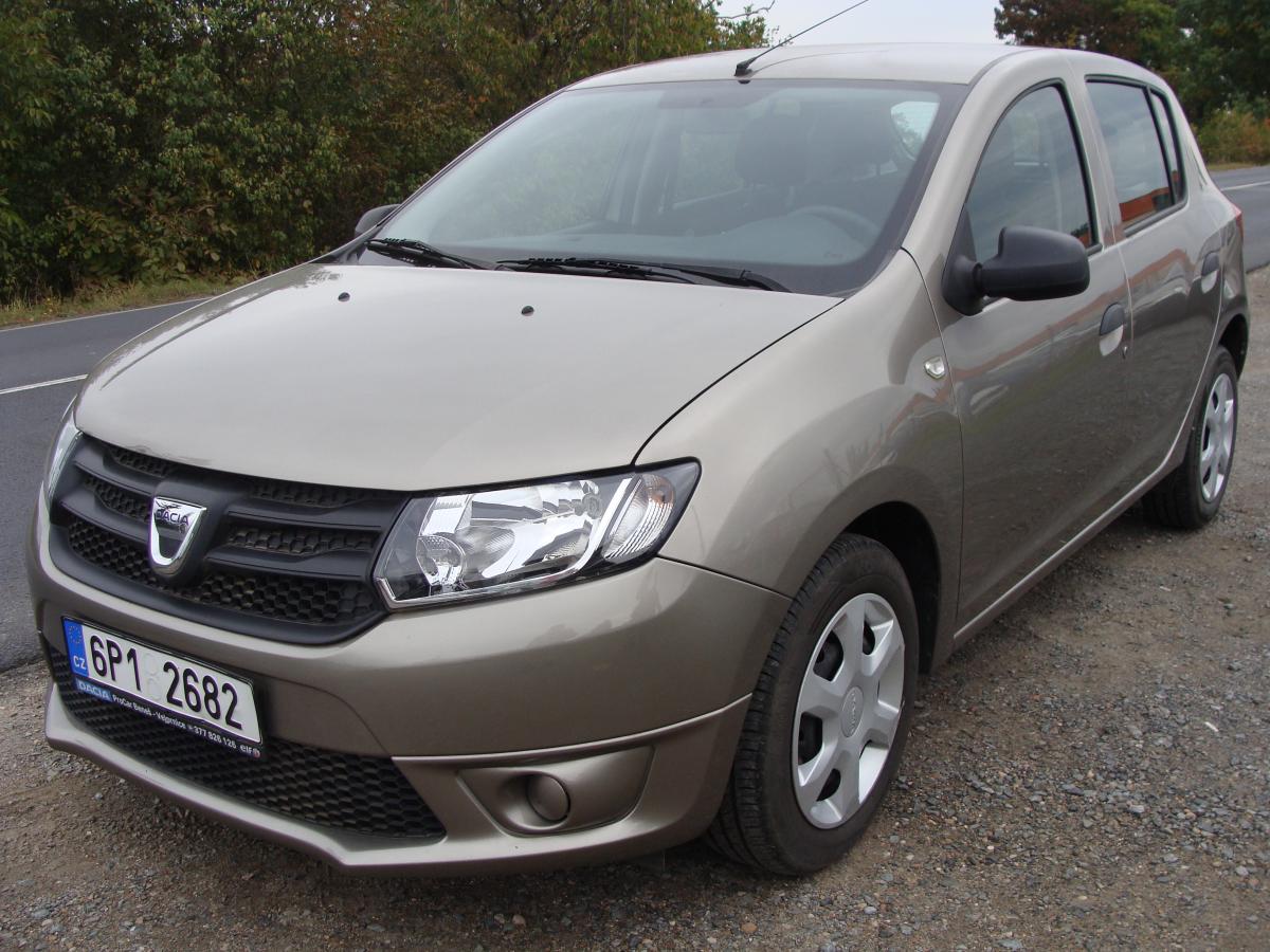 Dacia Sandero 1.2i, 1. majitelka, 39000 km