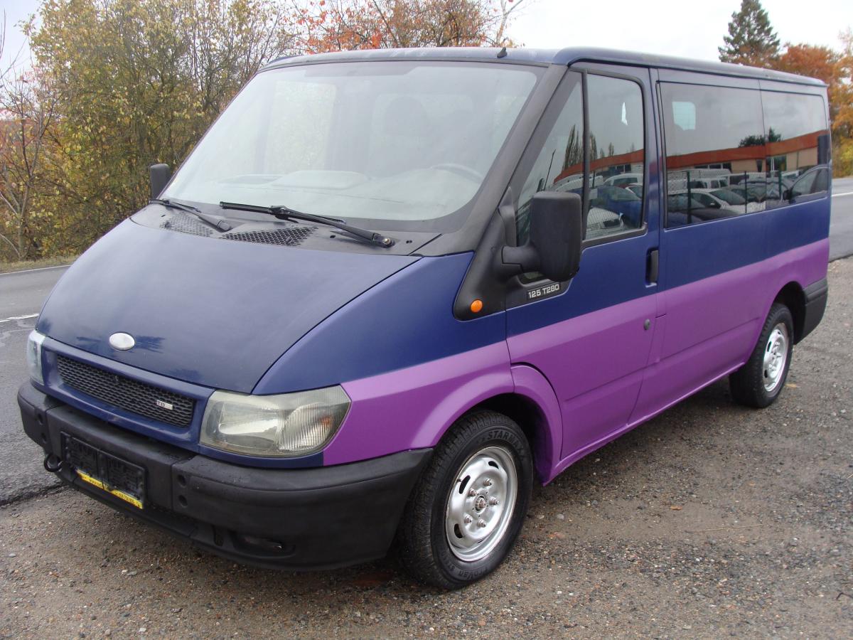 Ford Transit 9 míst