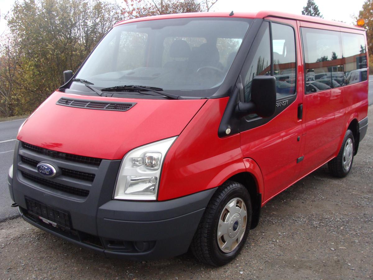 Ford Transit 2.2 TDCi, 9 míst, klima