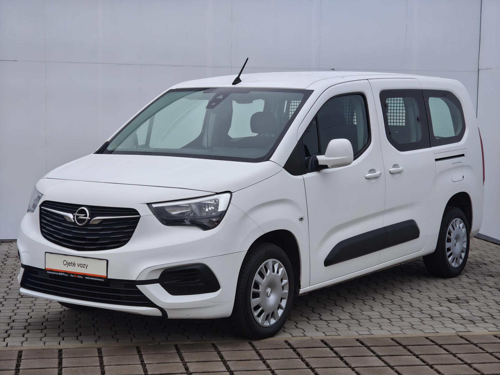 Opel Combo Enjoy L1H1 MT6 1,2 TURBO