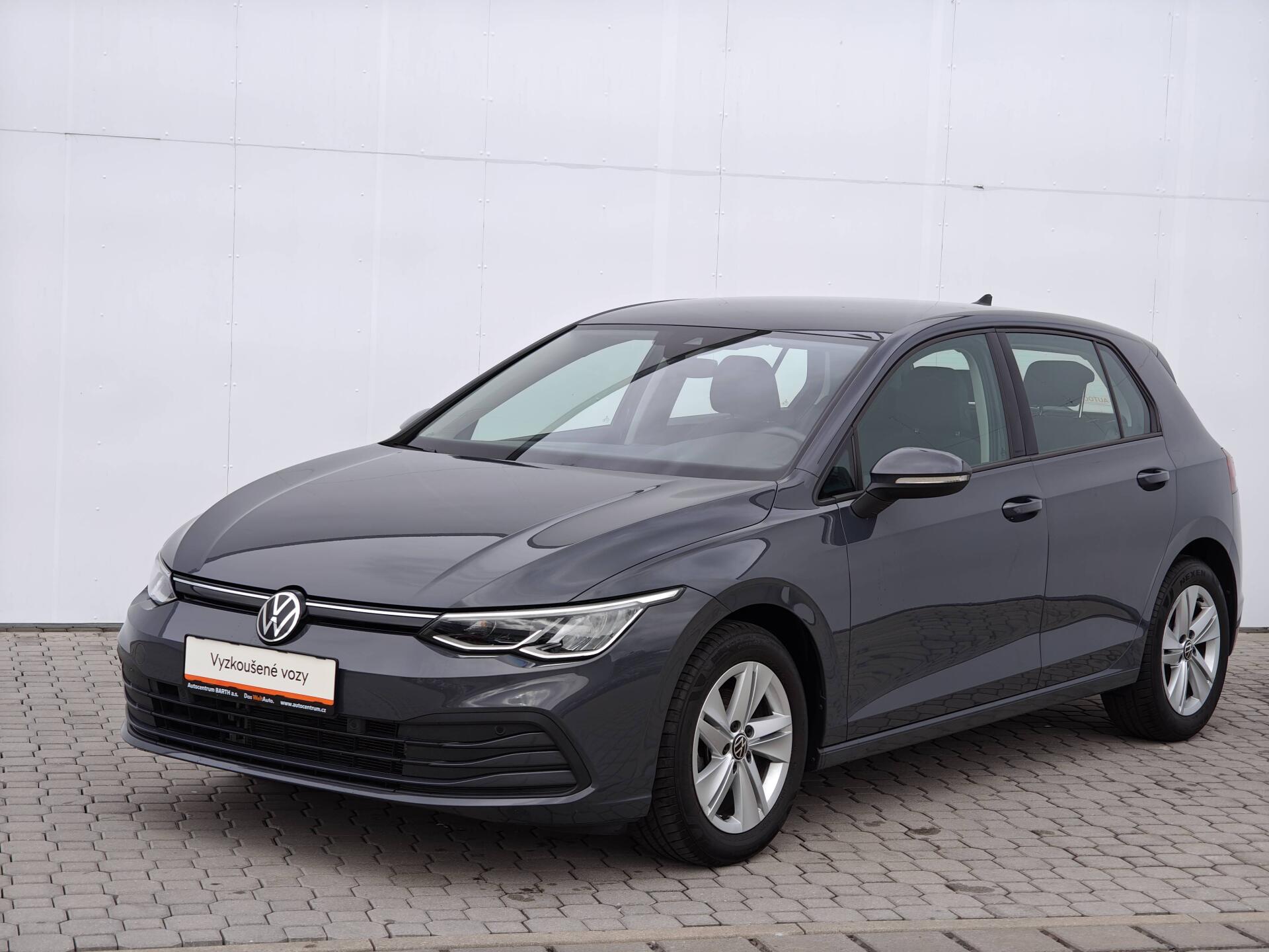 Volkswagen Golf Life 1,0TSi