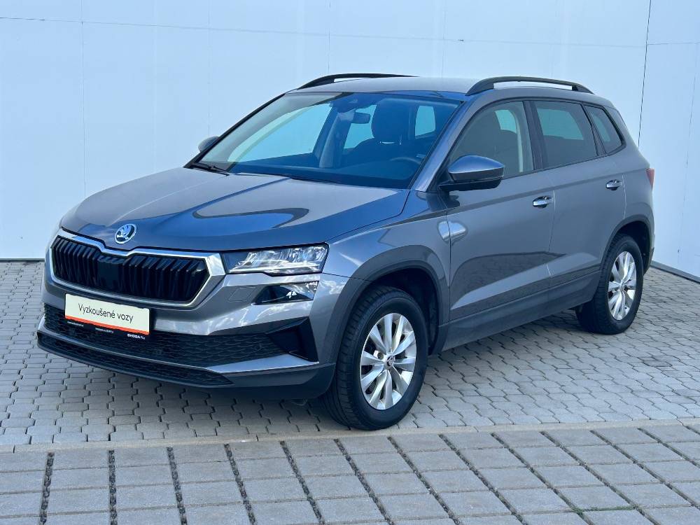 Škoda Karoq Fresh 7DSG 1,5TSI