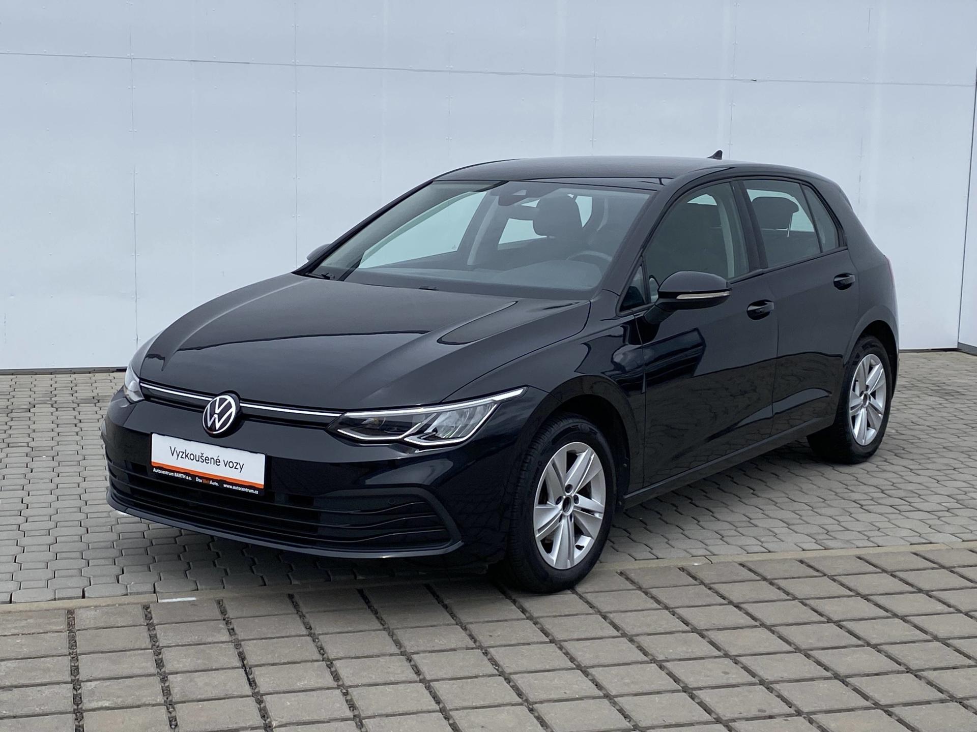 Volkswagen Golf Life 1,0TSi