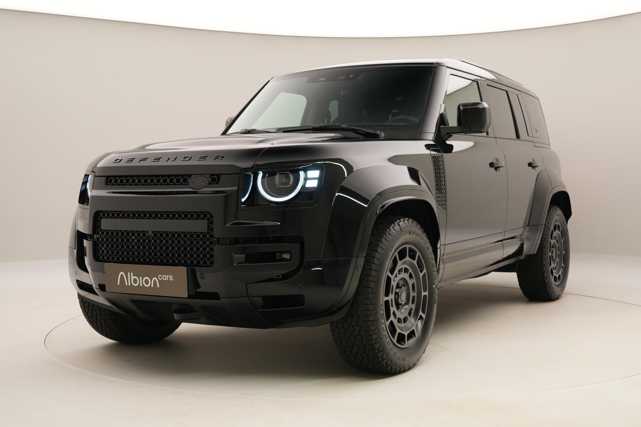 Land Rover Defender 110 P635 OCTA BLACK AWD AUT