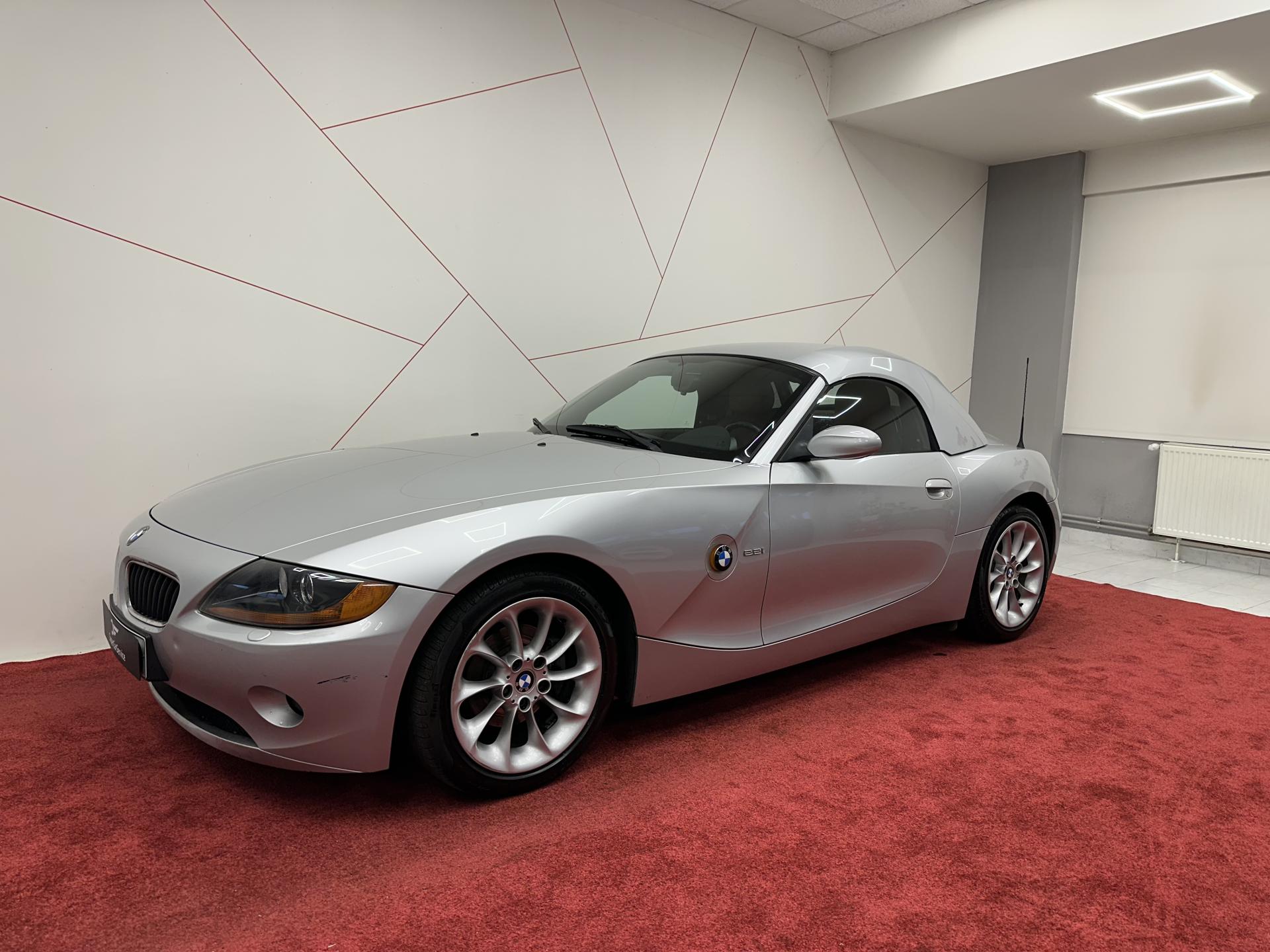 BMW Z4 2.2 HardTop*NAVI*KŮŽE*KOMPLET