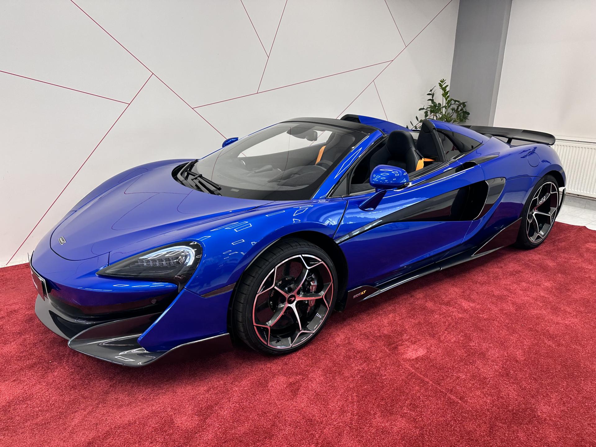 McLaren 600LT Spider B&W*CARBON*SERVIS*TOP