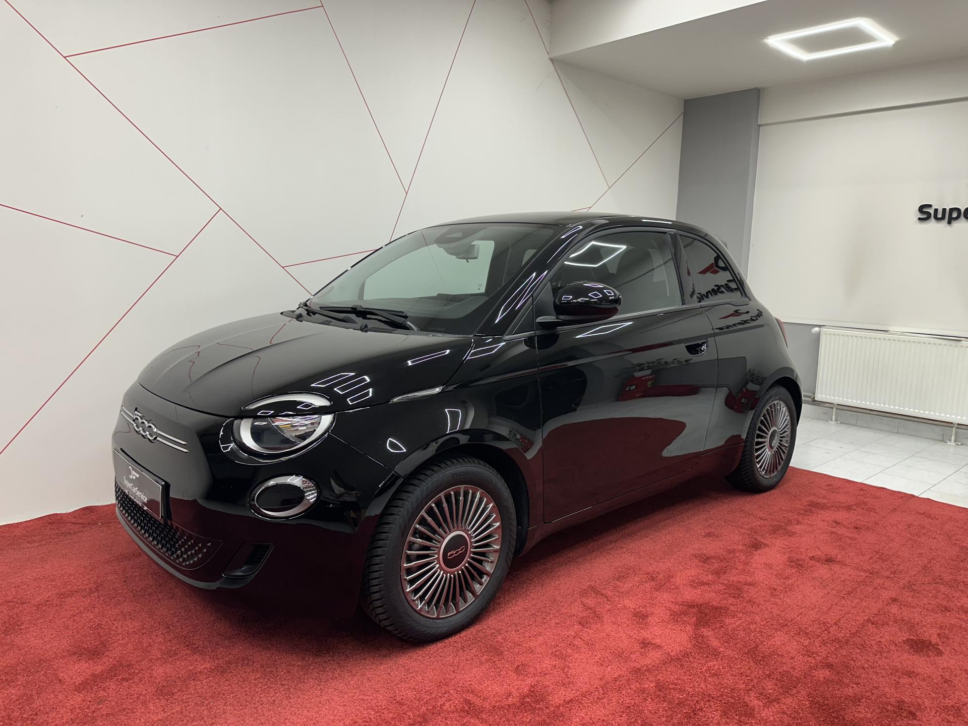 Fiat 500e 42kwh*KAMERA*10”UCONNECT*TOP