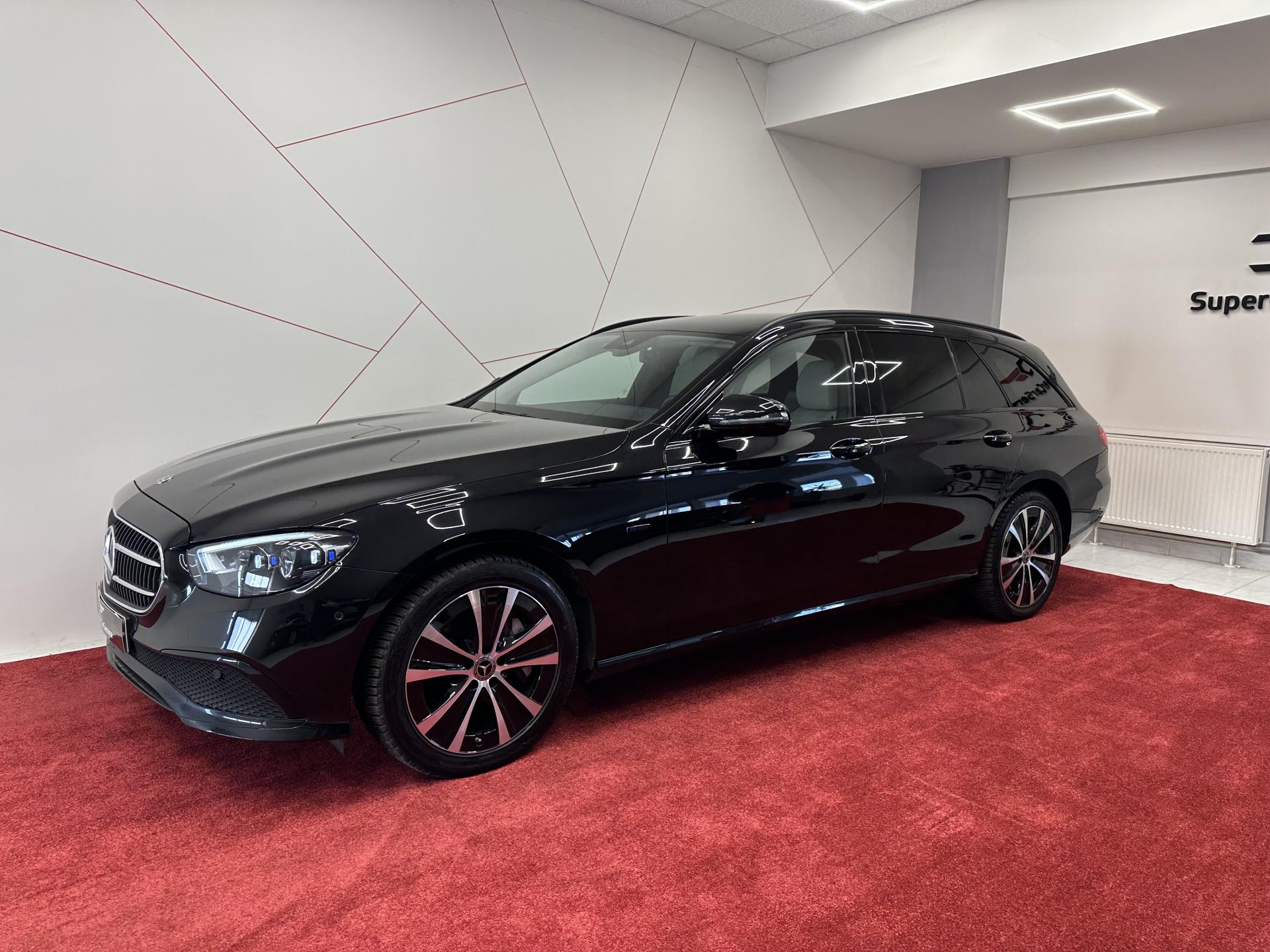 Mercedes-Benz Třídy E E300e*LED*TAŽNÉ*DIGI COCKPIT